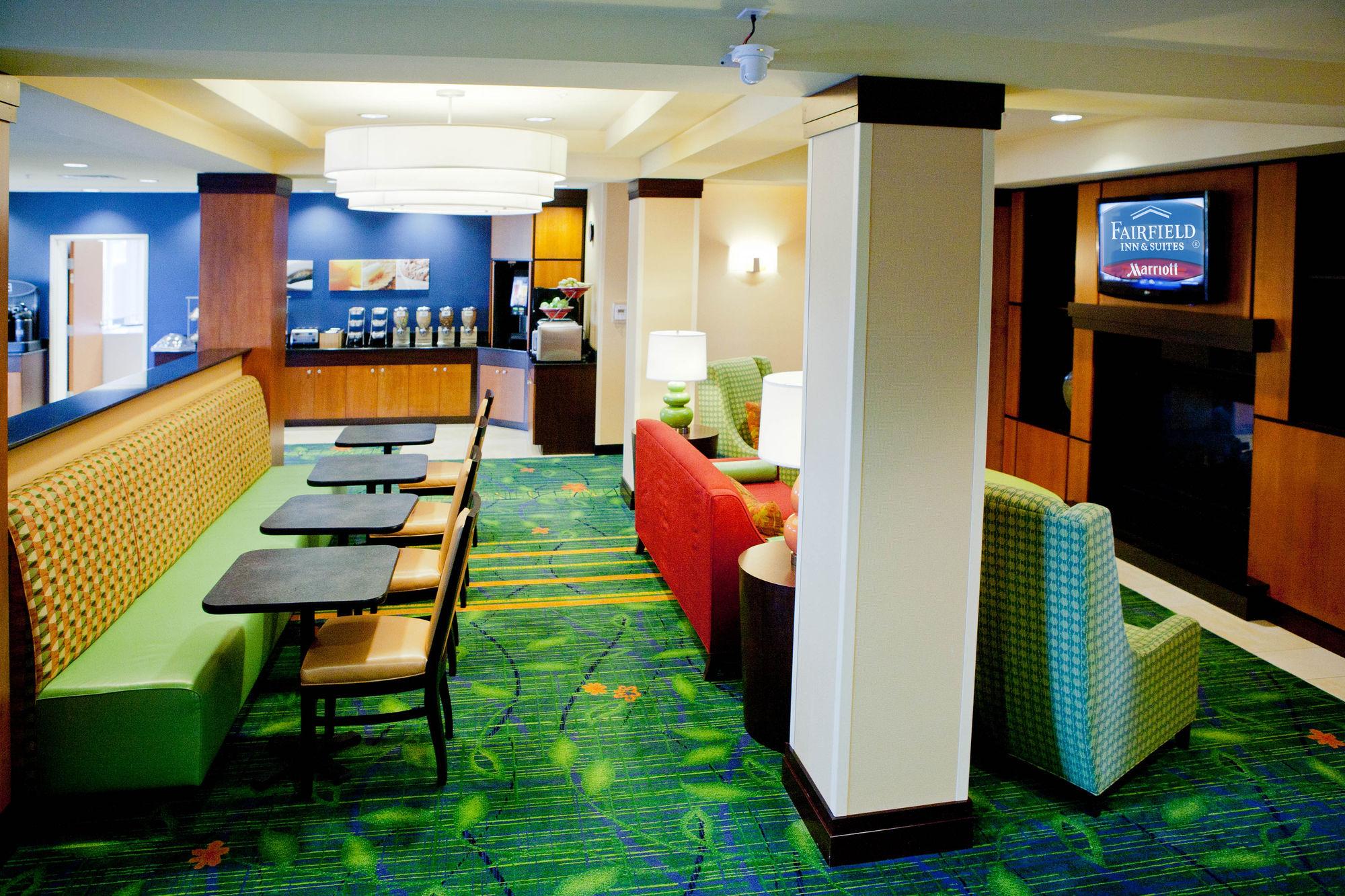Fairfield Inn & Suites By Marriott Venice Venice Gardens Exterior photo