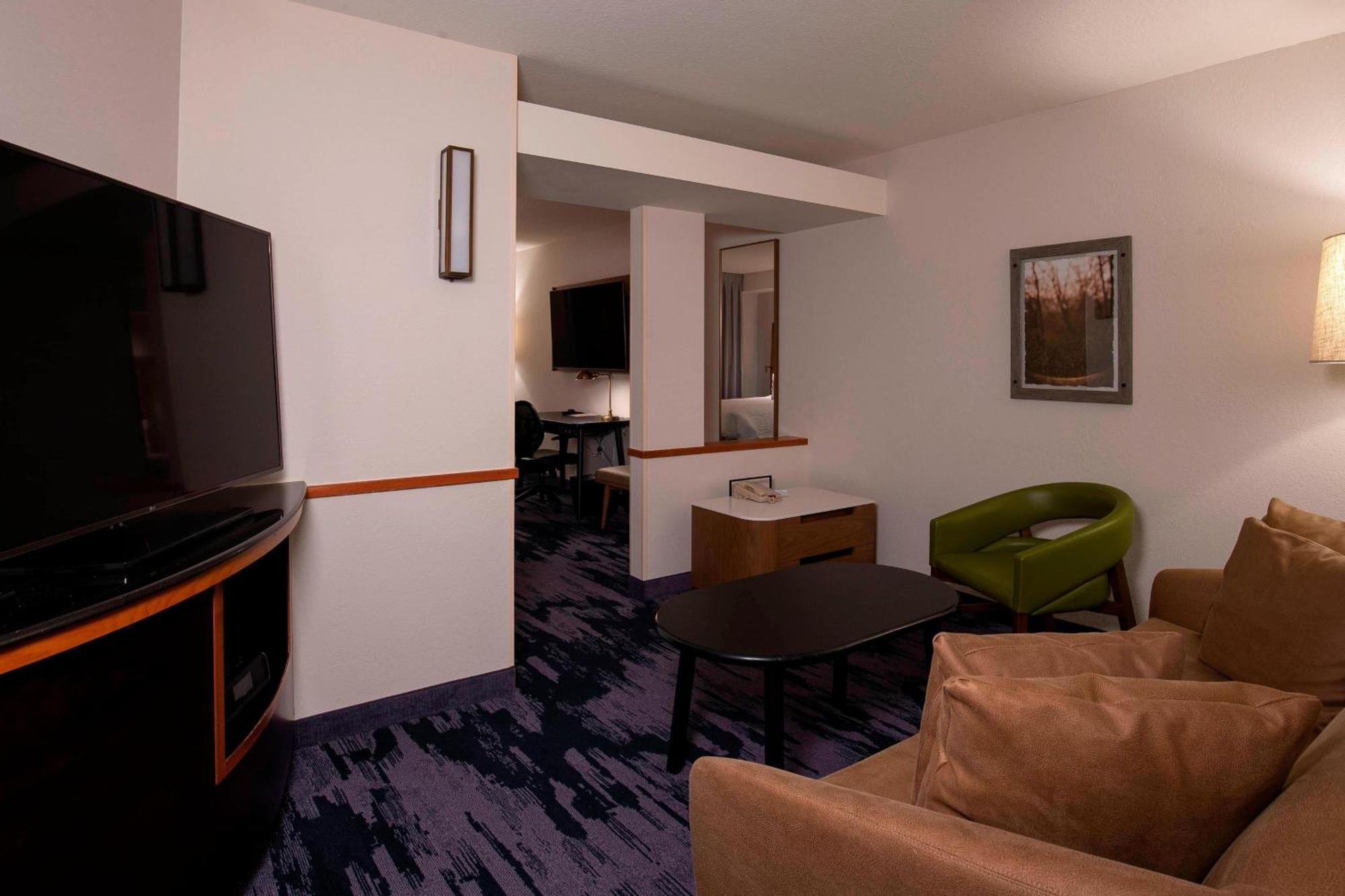 Fairfield Inn & Suites By Marriott Venice Venice Gardens Exterior photo