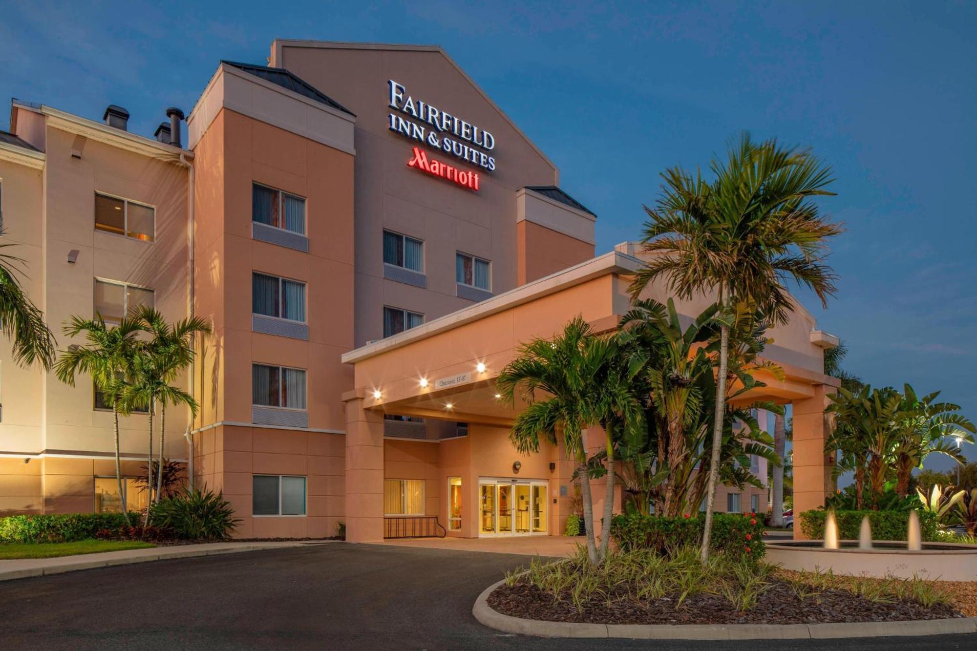 Fairfield Inn & Suites By Marriott Venice Venice Gardens Exterior photo