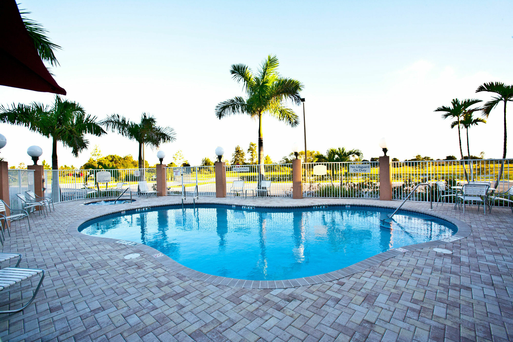 Fairfield Inn & Suites By Marriott Venice Venice Gardens Exterior photo